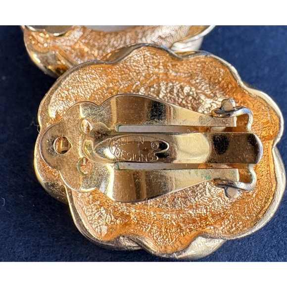 Vintage Ellen Designs Faux Pearl Gold Tone Rope Oval Clip On Earrings Classic 1" - Picture 5 of 7